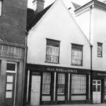 The Grapes, High Street